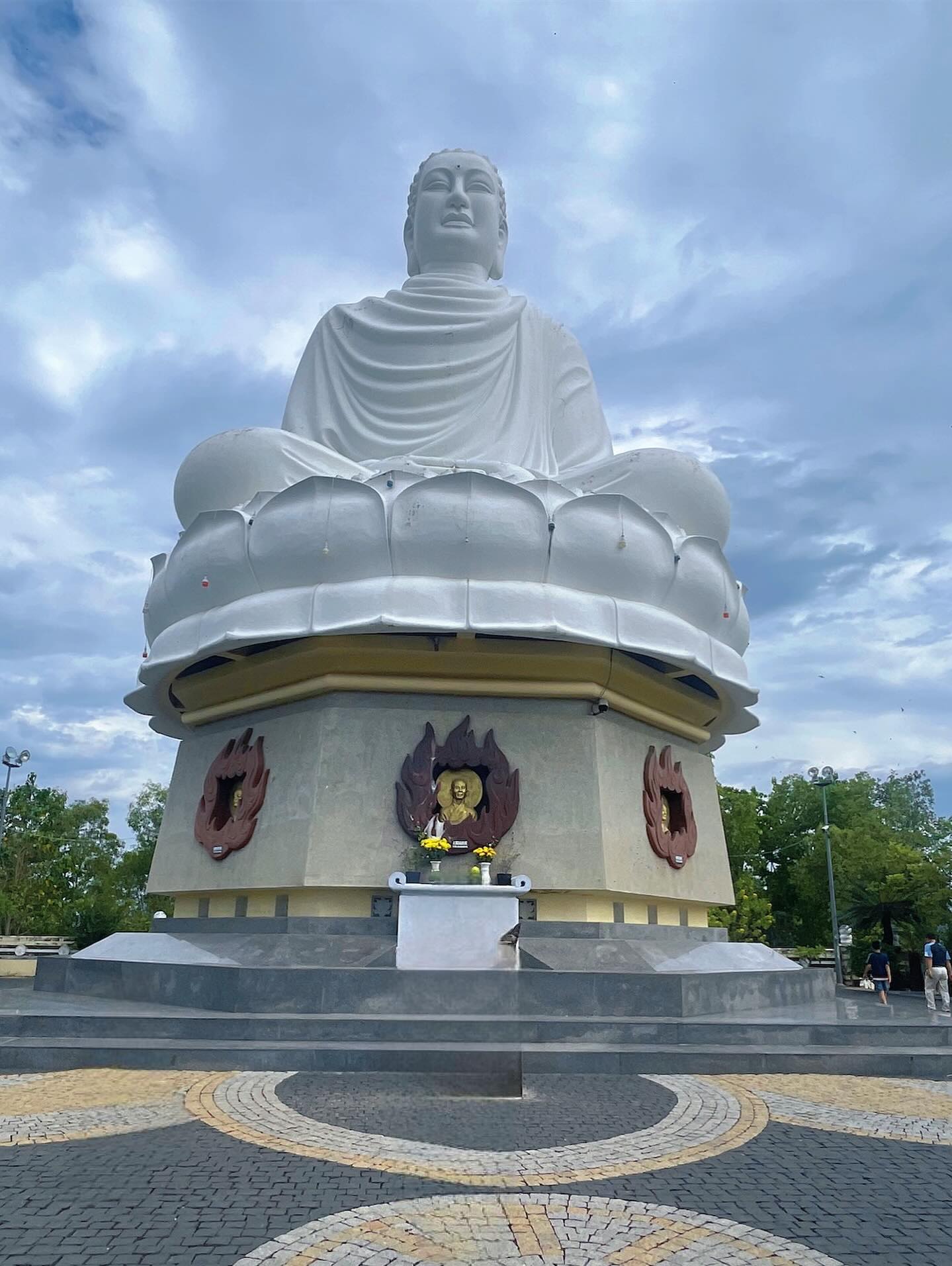 Top 3 ngôi chùa linh thiêng ở Nha Trang