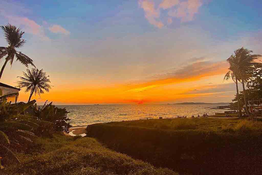  ngắm hoàng hôn tuyệt đẹp ở Mũi Gành Dầu